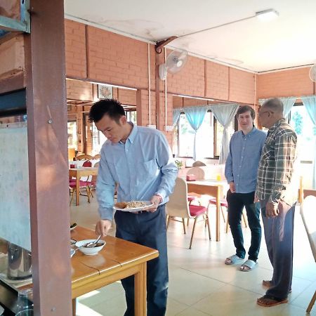 Wun Tawp Garden Hotel Myitkyinā Zewnętrze zdjęcie
